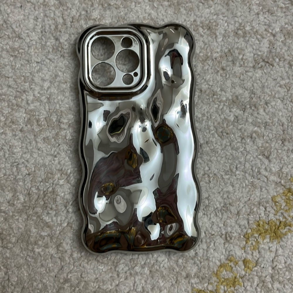 Metallic Silver iPhone 14 Pro Max Case (brand new and never used)